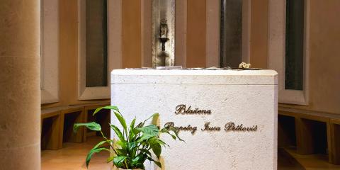 www.kateheo.hr
